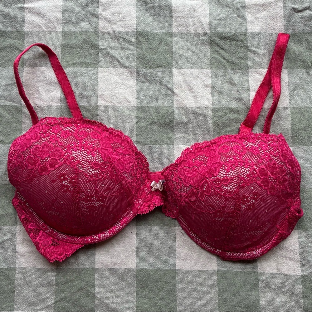 Victoria's Secret Dream Angels Red Lace Padded Push-Up Bra 36C Coquette Sexy